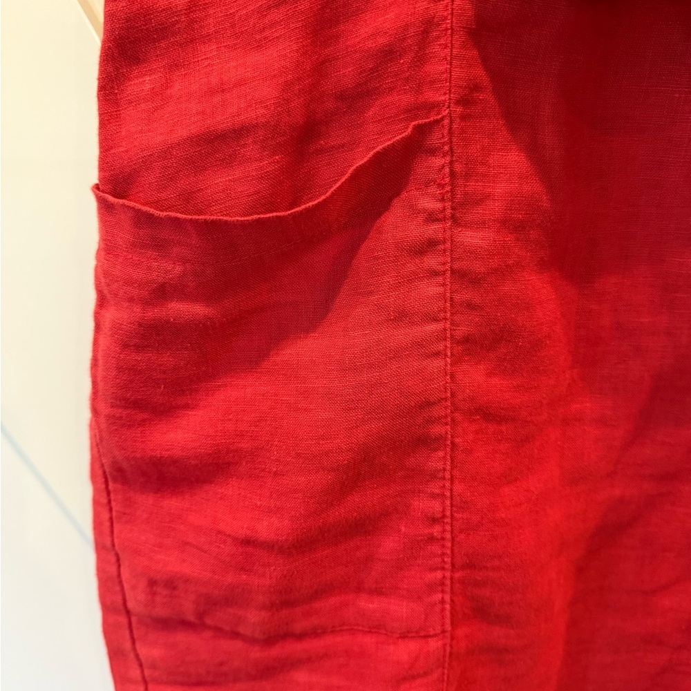 Elegant Red Sleeveless Edgy Linen Dress - Picture 3 of 12